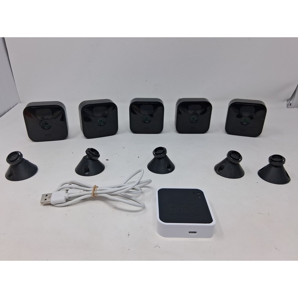 Lot of 5 Blink BCM00400U Indoor Wireless Security Camera W/Module BSM00300U. X